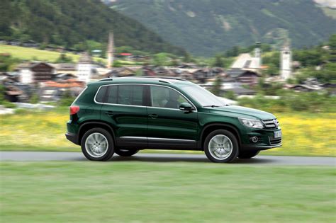 Volkswagen Tiguan Specs Performance And Photos 2011 2012 2013 2014