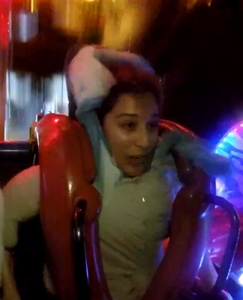 Girl Loses Her Hijab On Slingshot Ride Head Scarf Losing Her Hijab