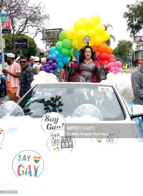 Melissa Mccarthy Attends The 2023 Weho Pride Parade On June 04 2023