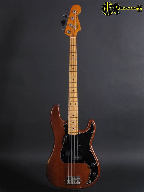 1978 Fender Precision Bass Walnut1978 Fender Precision Bass Walnut Guitarpoint