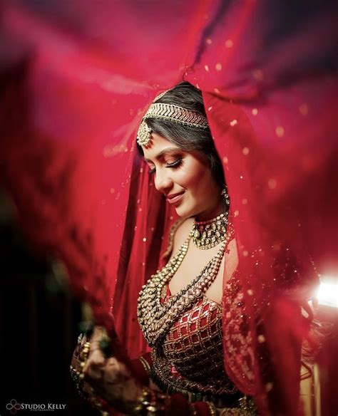 Pin On Bride Solo Indian Bride Photography Poses Bride Groom Photoshoot Bride Photos Poses