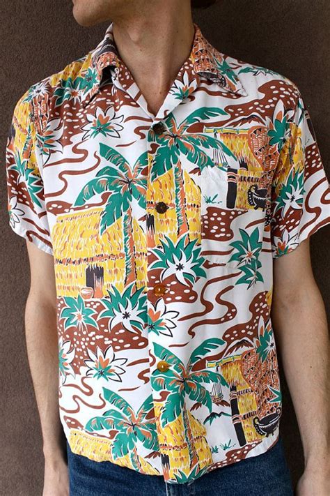 Vintage 1940s Rare Mens Hawaiian Shirt Tiki Print Mens Hawaiian