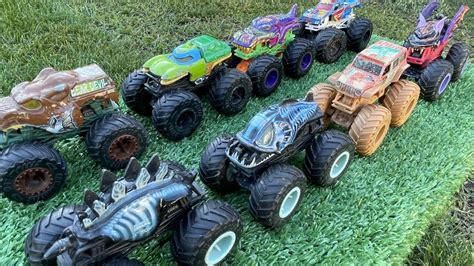 Monster Truck Piranahhh Motosaurus Battitude Biar Devil Jeep Mega