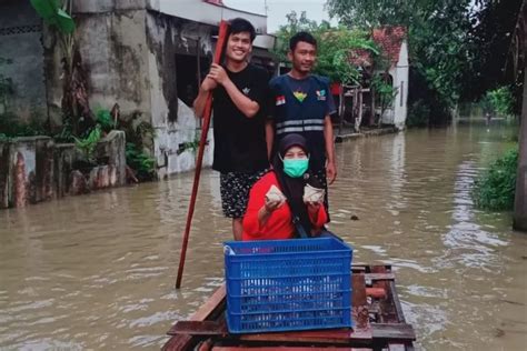 Dlh Sukoharjo Antisipasi Sungai Penuh Sampah Penyebab Banjir Harian