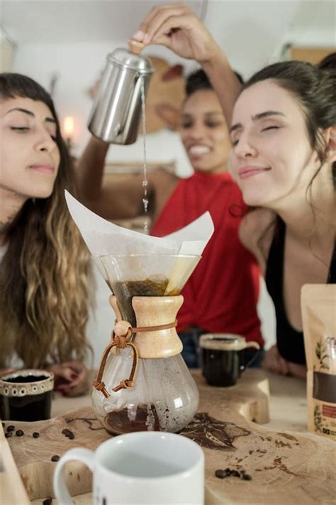 Chemex Brewing Method – SORDID COFFEE