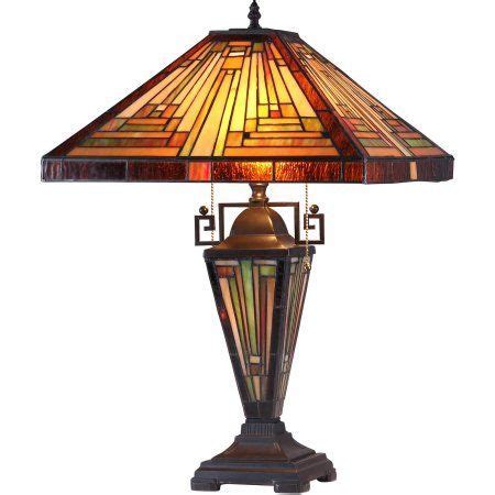 Chloe Lighting Innes Tiffany Style Table Lamp