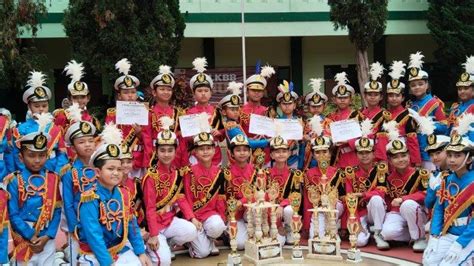 Sd Immanuel Batu Borong Penghargaan Juara Di Lomba Keterampilan Baris