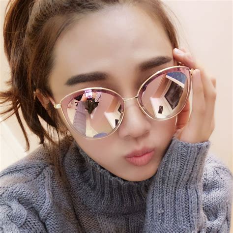 Rose Gold Mirrored Sunglasses