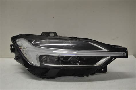 VOLVO XC60 II 2 17 LAMPA FULL LED PRAWY PRZOD EU 12811682485