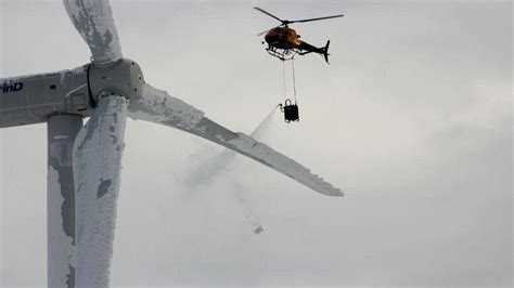 Viral Image Of Helicopter De Icing Texas Wind Turbine From 2016