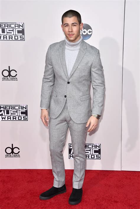 The 6 Looks You Need to See from Last Night's American Music Awards | GQ