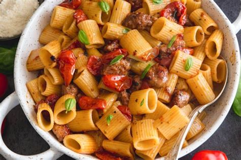 Pasta Recipe With Sausage And Tomatoes At Frederick Wood Blog