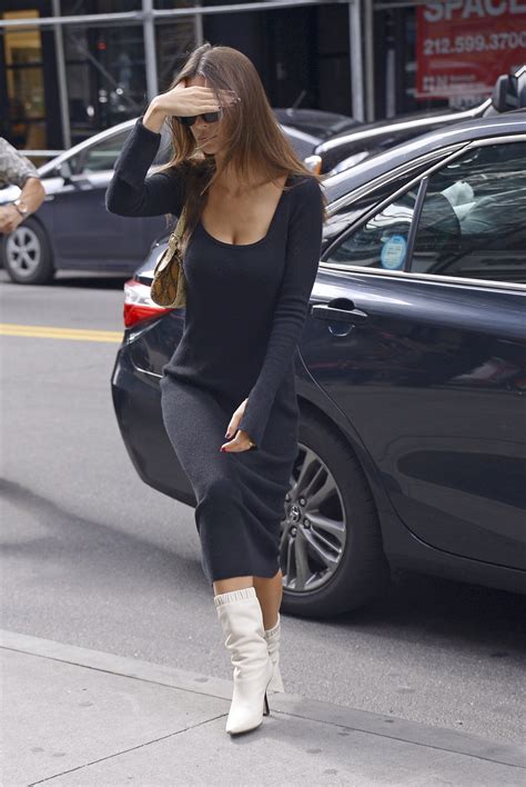 Emily Ratajkowski Sexy Candids In New York Hot Celebs Home