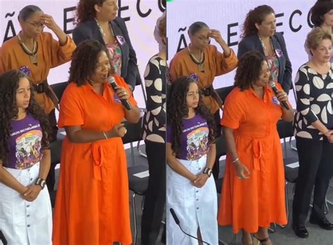 Ministra da Cultura Margareth Menezes canta Hino Nacional em cerimônia