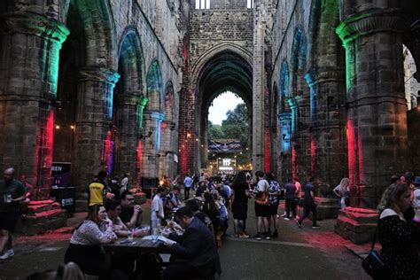 Leeds International Beer Festival 2023 11 Best Pictures As Beer Lovers Gather At Kirkstall Abbey