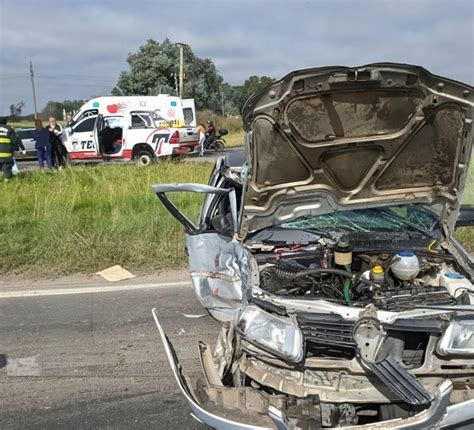 Dos Autos Chocaron De Frente En Ruta 193 Frente A La Florida La Voz