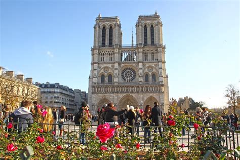 VISITAR PARIS Roteiro do que ver e fazer na capital de França