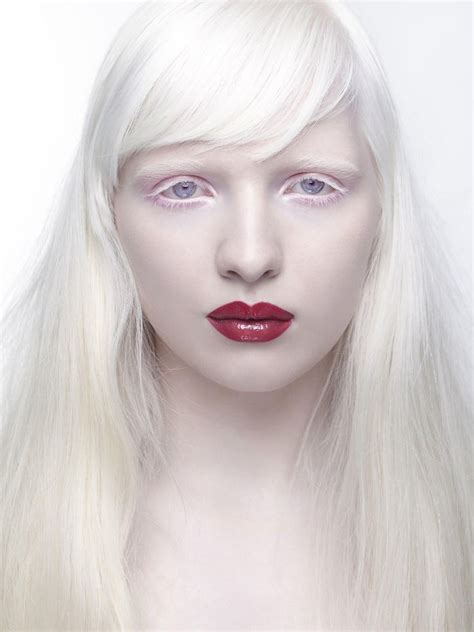 Nastya Zhidkova Albino Model Wearing Red Lipstick I Love The Contrast Modelo Albino Modelos