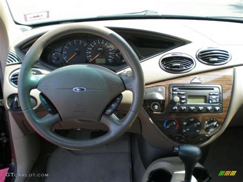 Ford Focus Zts Sedan Medium Parchment Dashboard Photo