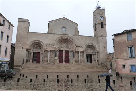 L Abbatiale Saint Gilles Du Gard Jean Marie Borghino