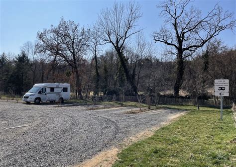 Stationnement Et Borne Service Camping Car Auvergne Destination