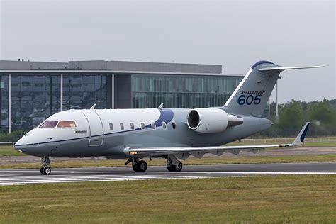 Bombardier Challenger 605