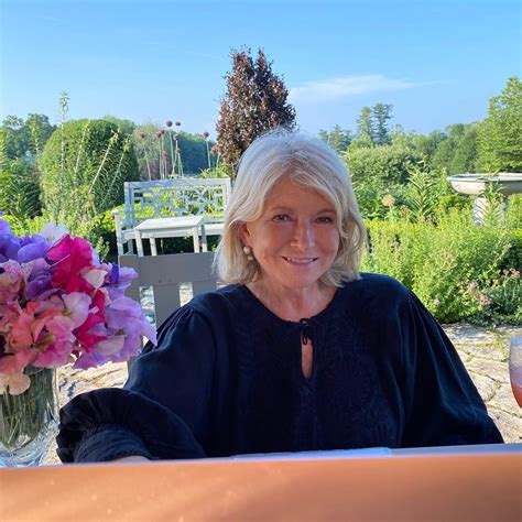 Martha Stewart Responds To Fan Who Called Her Lobster Meal Tone Deaf