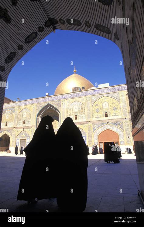 Holy Shrine Of The Imam Ali Najaf Iraq Stock Photo Alamy