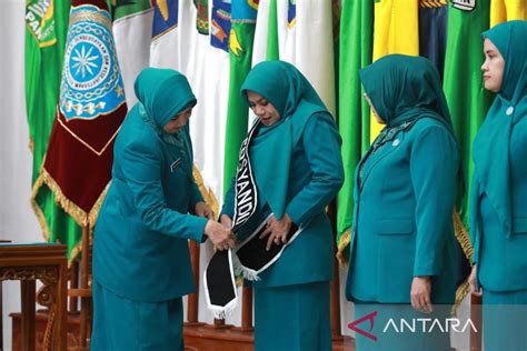 Safriati Safrizal Dilantik Sebagai Penjabat Ketua Pembina Posyandu