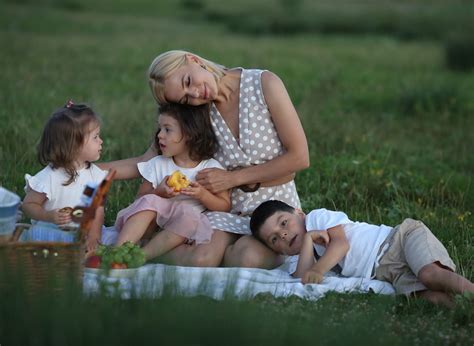 Lavinia Petrea Mesaj Pentru Fiica Ei Klara Vedete Avantaje Ro