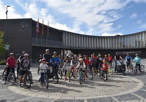 Medio Centenar De Ciclistas Pide Paso Por Las Calles De Santa Marta