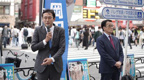 【東京】10区 「絶対に私たちの意見を通すという強い意志を持って頑張る」鈴木庸介衆院議員が岡田幹事長と街頭演説 立憲民主党