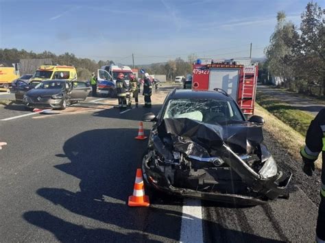 Wypadek na zakopiance w Krzyszkowicach Sześć osób rannych KRÓTKO