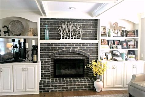 Stunning Black Brick Wall Interior Ideas For Black Lover