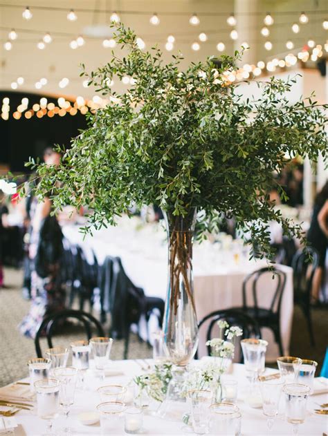 Greenery Centerpieces To Decorate Your Wedding Tabletops