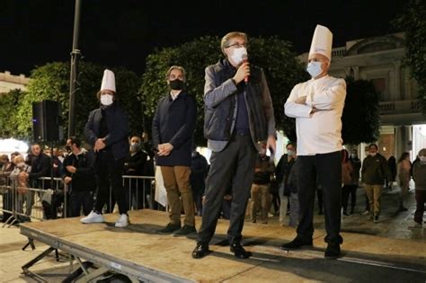 Reggio Calabria Protesta Degli Imprenditori Contro Le Chiusure Del