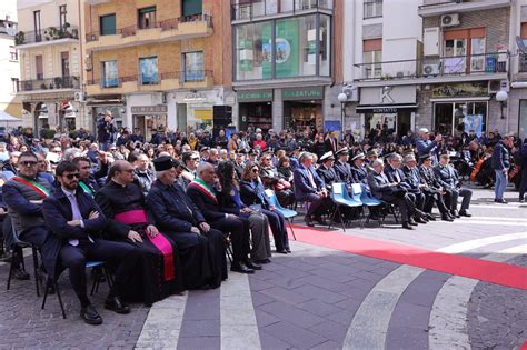 Cosenza Un Anno Di Successi Della Polizia Celebrato Il 171esimo