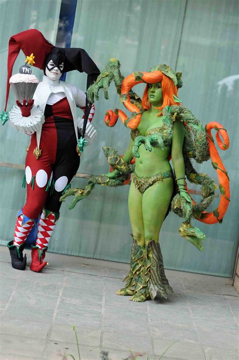 Harley-Quinn-Poison-Ivy-Cosplay by Mcosplay on DeviantArt