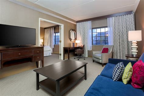 Tarrytown Hotel Suites | Sheraton Tarrytown Hotel