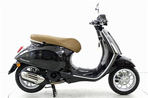 Piaggio Vespa 125 Primavera Bis 125 ccm Motorräder Moto Center