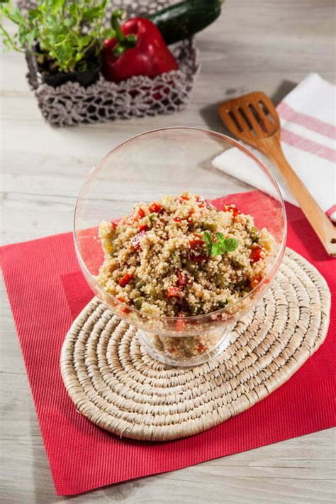 Salada De Quinoa E Legumes Revista Veggie