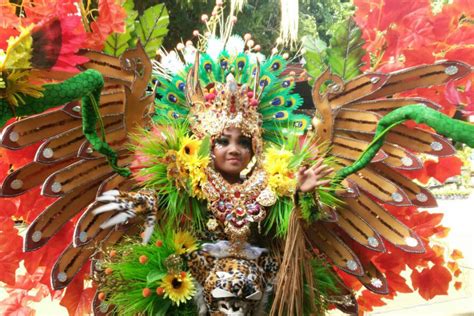 Banyuwangi Merdeka FOTO Meriahnya Banyuwangi Ethno Carnival 2016