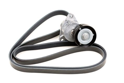 Symptoms Of A Bad Or Failing Serpentine Drive Belt Yourmechanic Advice