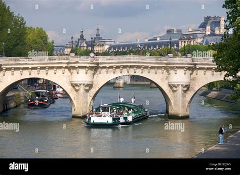 Pont Neuf bridge, Paris Stock Photo - Alamy