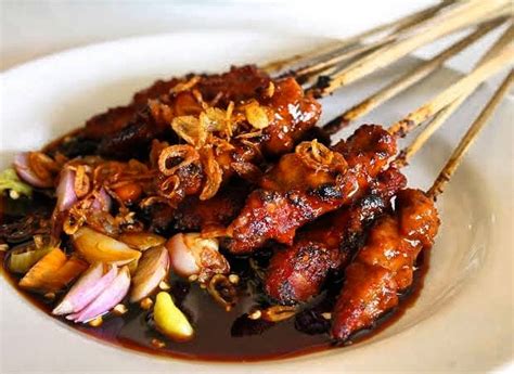 Nikmat Kuliner Sate Solo Ini Bikin Nagih