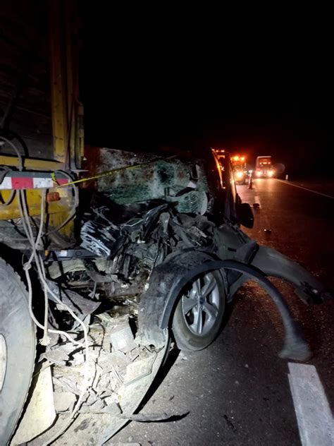 Choque Contra Tr Iler Deja Un Muerto Y Dos Lesionados En Carretera