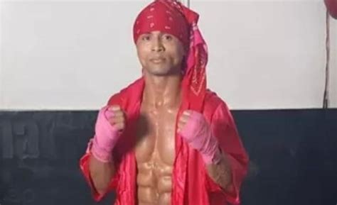 Conhe A Princesinha Dourada O Primeiro Lutador Gay Do Mma Metr Poles
