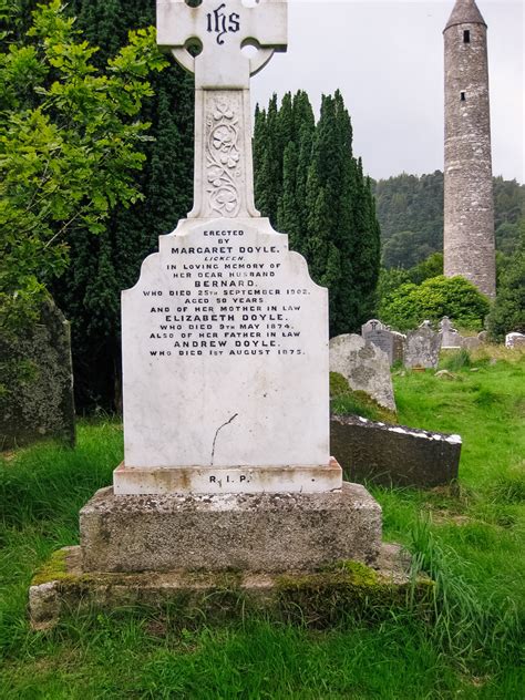 Irish Gravestones03 Peter Glaab Flickr