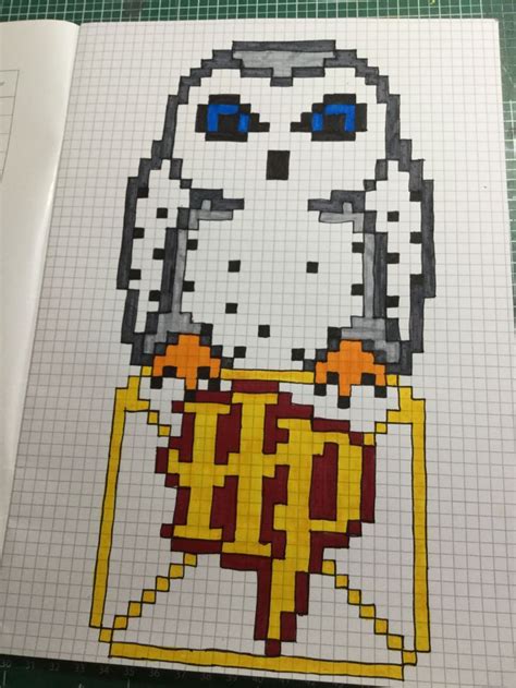 Pixel Art 199 Hedwig Dessin Pixel Art Facile Pixel Art Harry Potter