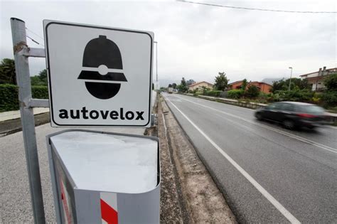 Autovelox Illegali Ecco Come Contestare Le Multe